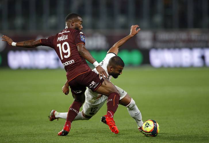 熊猫体育直播-昂热客场战胜梅斯，取得三分