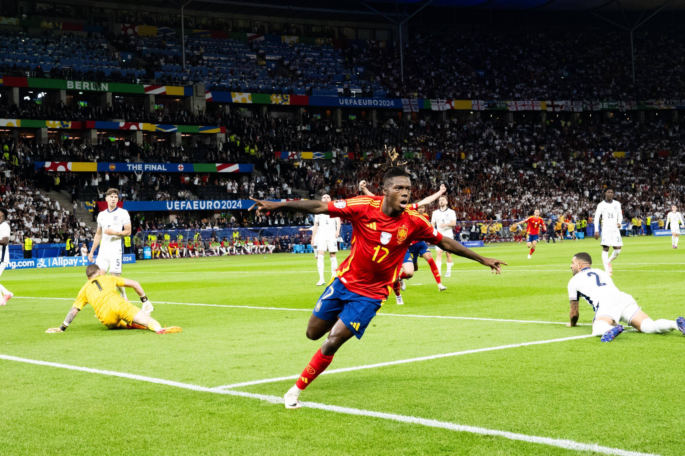 关于西班牙国家队表现亮眼,横扫对手晋级欧预赛的信息 关于西班牙国家队表现亮眼,横扫对手晋级欧预赛的信息