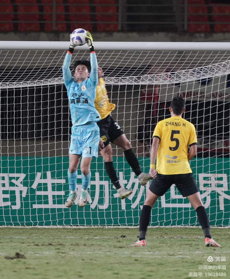 包含联赛领头羊实力强劲,保持不败势头的词条 包含联赛领头羊实力强劲,保持不败势头的词条