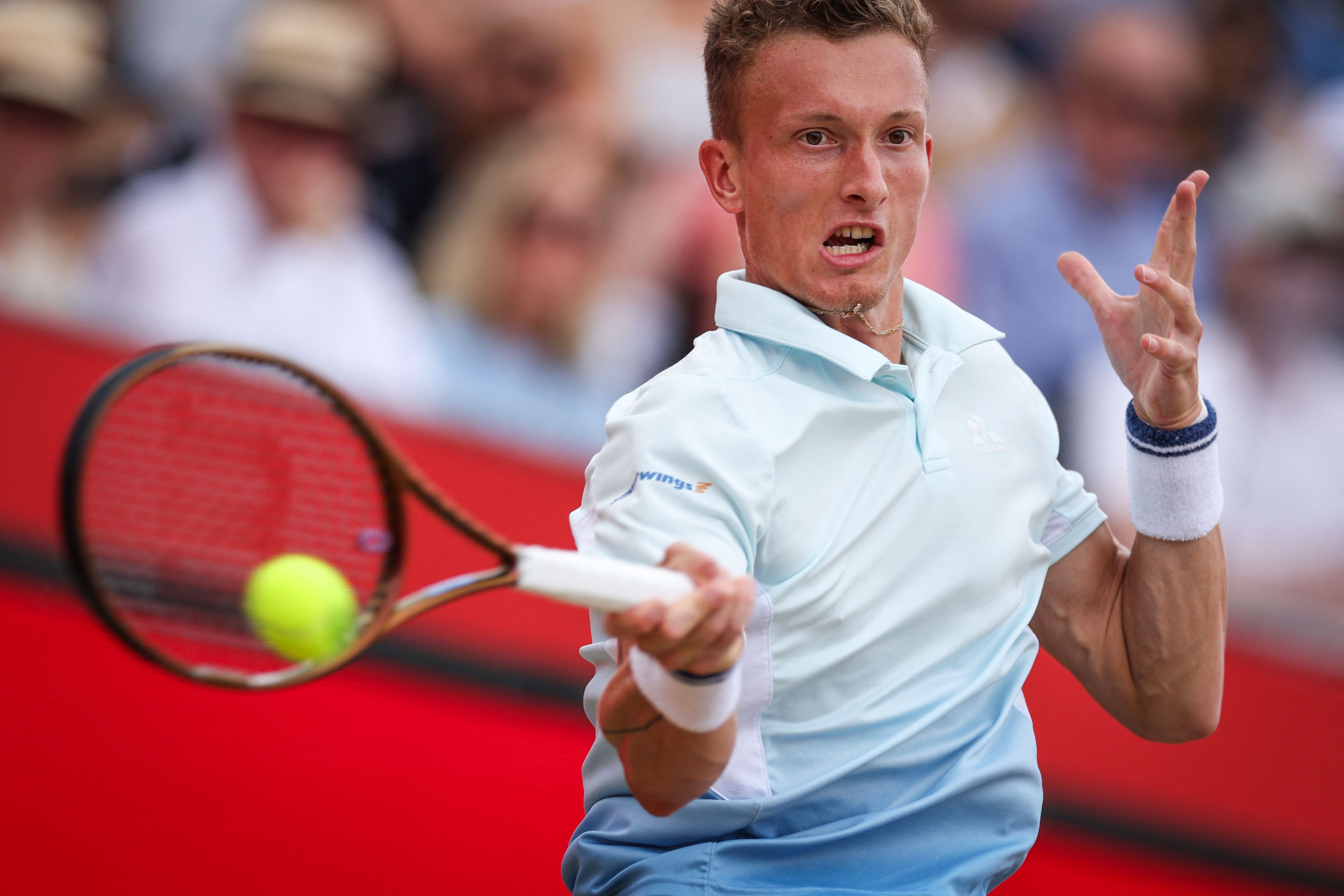 日本网球队力克欧洲网球队，阿尔卡拉斯制霸全场