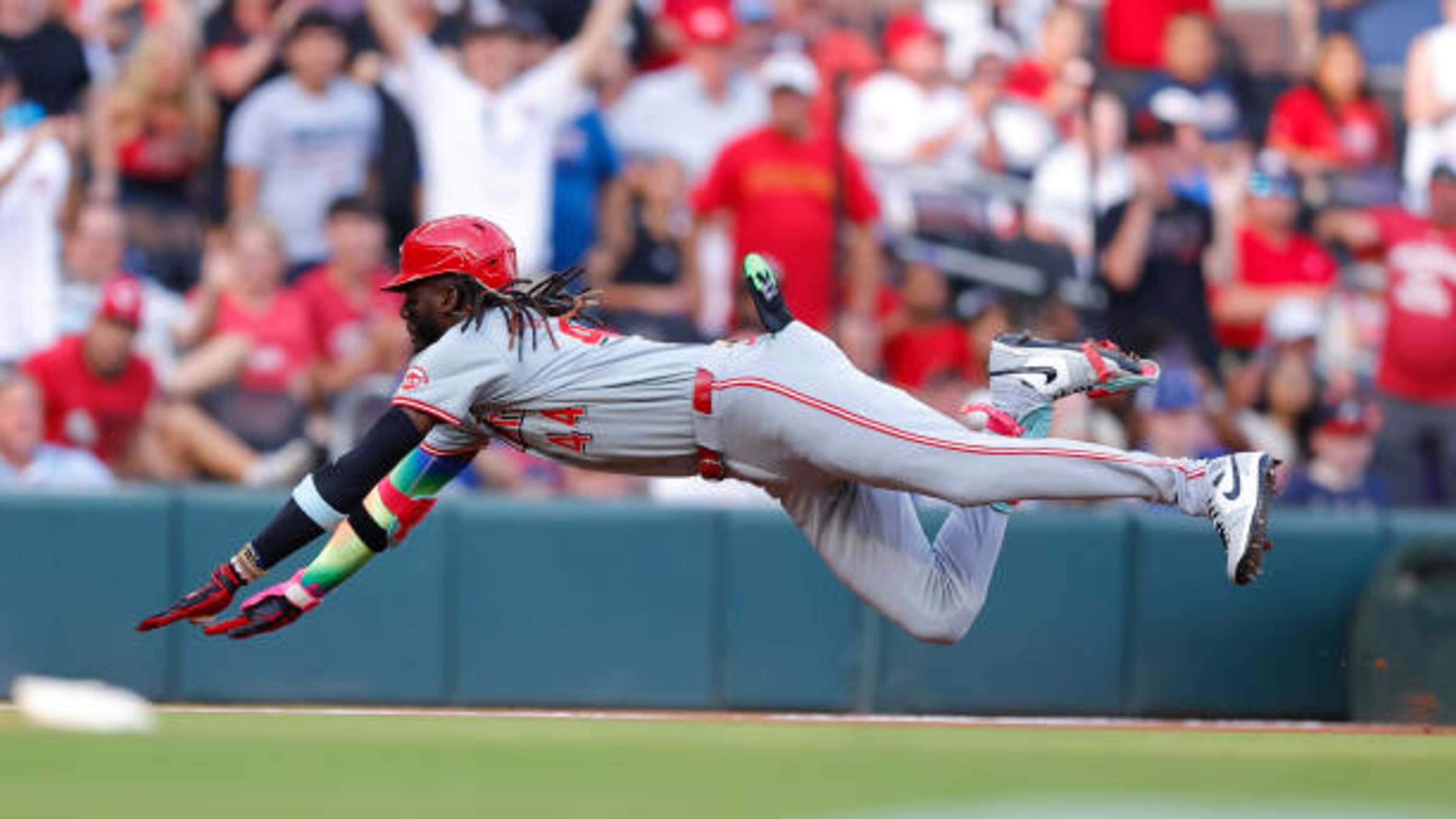 熊猫直播官网-瑞士横扫多特蒙德，穆勒完成帽子戏法的简单介绍