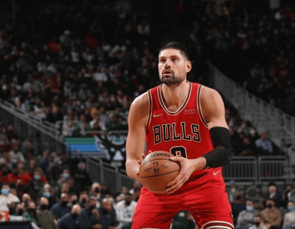 包含步行者碾压爵士，武切维奇扛起全队的词条